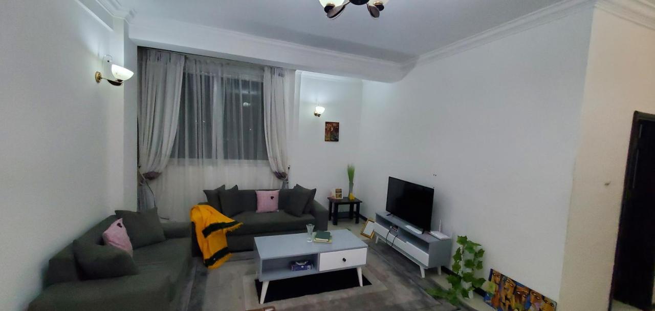 Cozy 1-Bedroom Luxury Apartment Аддис-Абеба Экстерьер фото