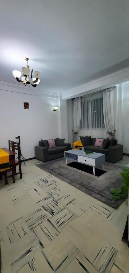 Cozy 1-Bedroom Luxury Apartment Аддис-Абеба Экстерьер фото